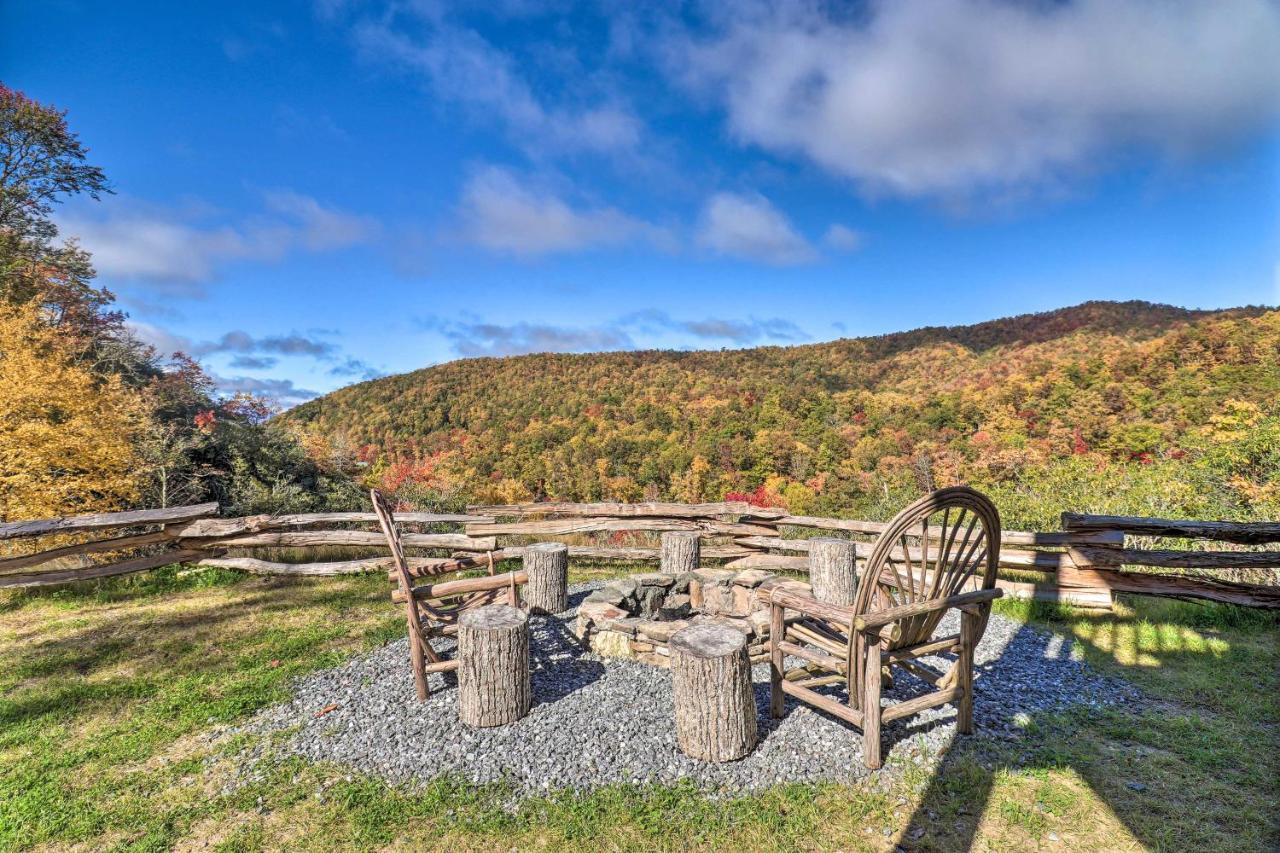 Hilltop Cabin On 5 Acres With Hot Tub And Waterfall! Bryson City Kültér fotó